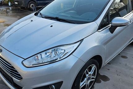 Ford Fiesta 201.620 km 3.750 &euro; Lachen-Speyerdorf 67435