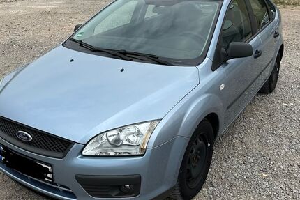 Ford Focus 101.800 km 2.500 &euro; Waldbronn 76337