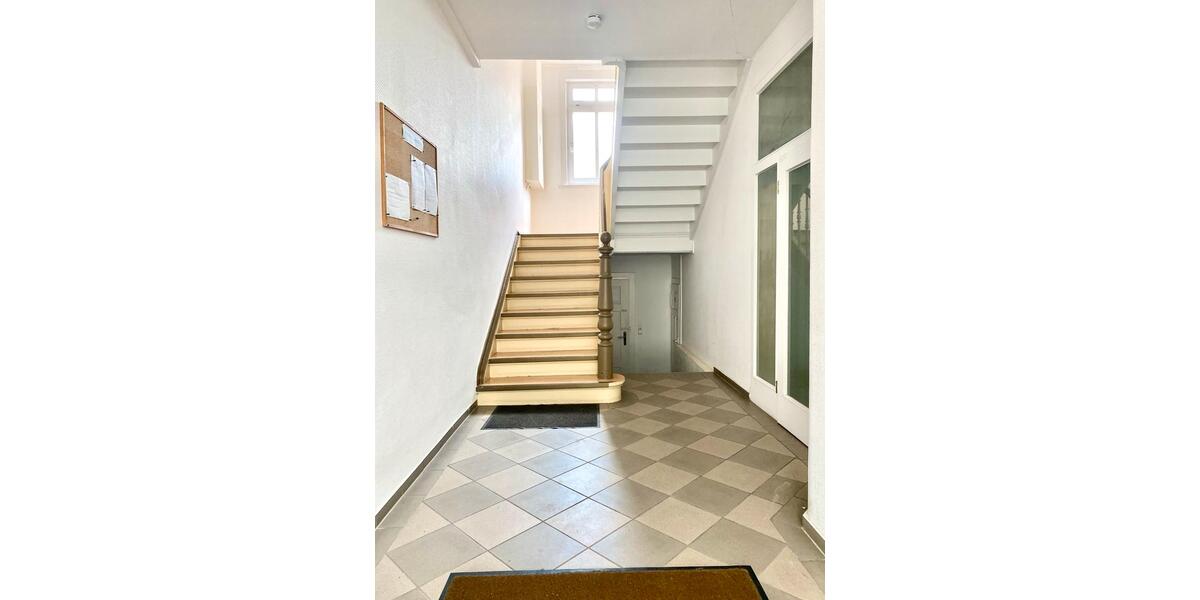 Etagenwohnung Arnstadt - 4 Zimmer, 91 m&sup2;, 788&euro; | Angebot:26638291