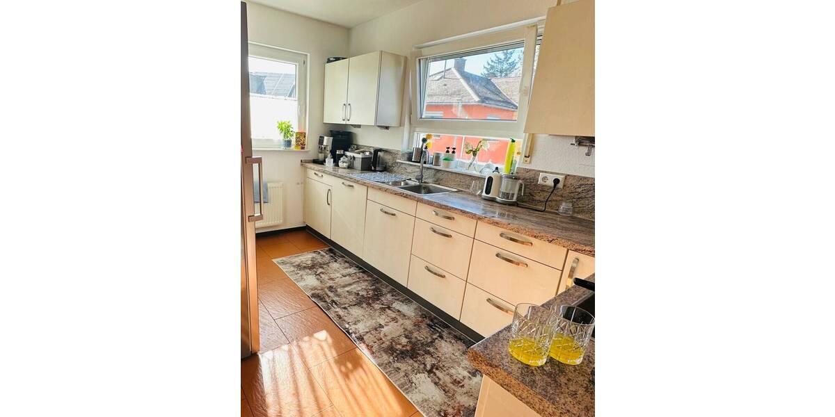 Mehrfamilienhaus, Wohnhaus Sersheim - 6 Zimmer, 160 m&sup2;, 1.850&euro; | Angebot:26260055