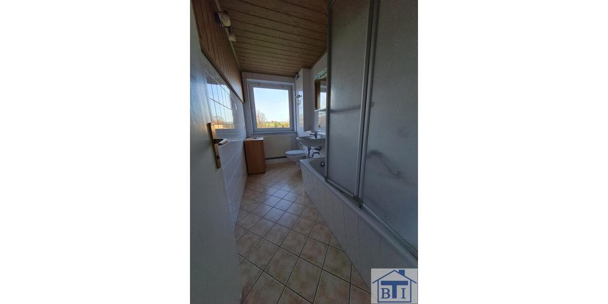 Etagenwohnung Leutersdorf - 3 Zimmer, 58 m&sup2;, 310&euro; | Angebot:25976362