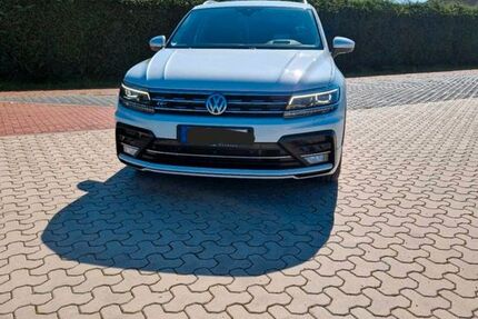 VW Tiguan 158.000 km 21.500 &euro; Sassenburg 38524