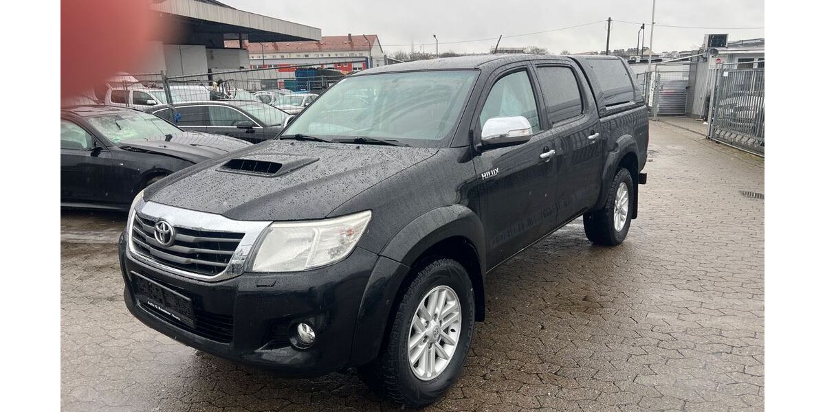 Toyota Hilux 208.000 km 14.999 &euro; Nürnberg 90431