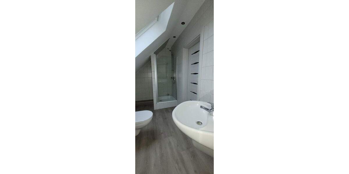 Grosszügiges Architektenhaus in reizvoller Lage von Schwerin 5 zimmer