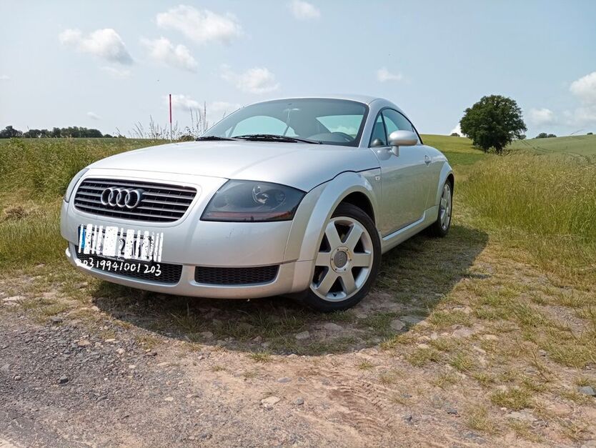 Audi TT 241.000 km 2.990 € Bad Zwesten 34596