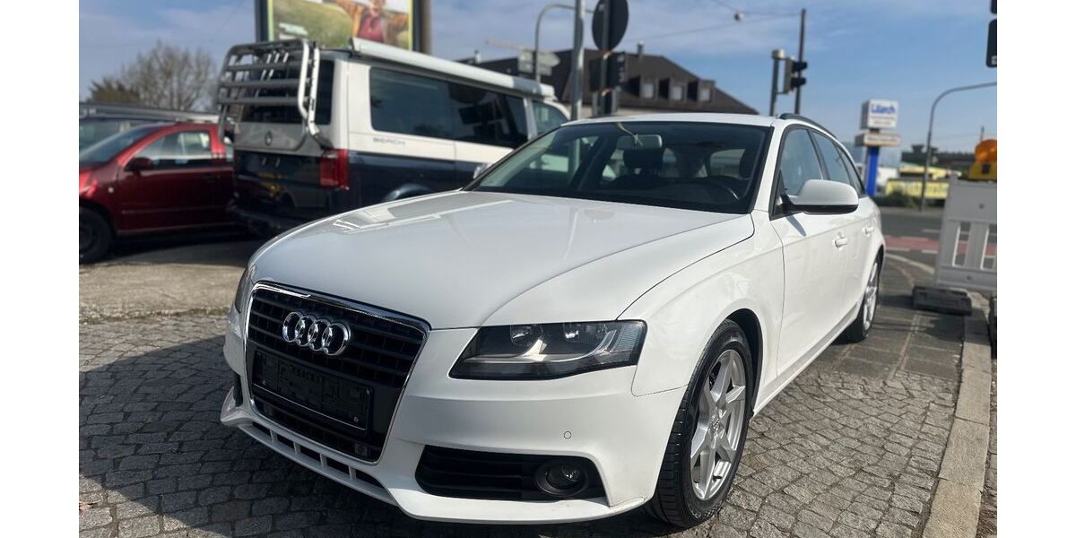 Audi A4 93.000 km 7.999 &euro; Nürnberg 90482