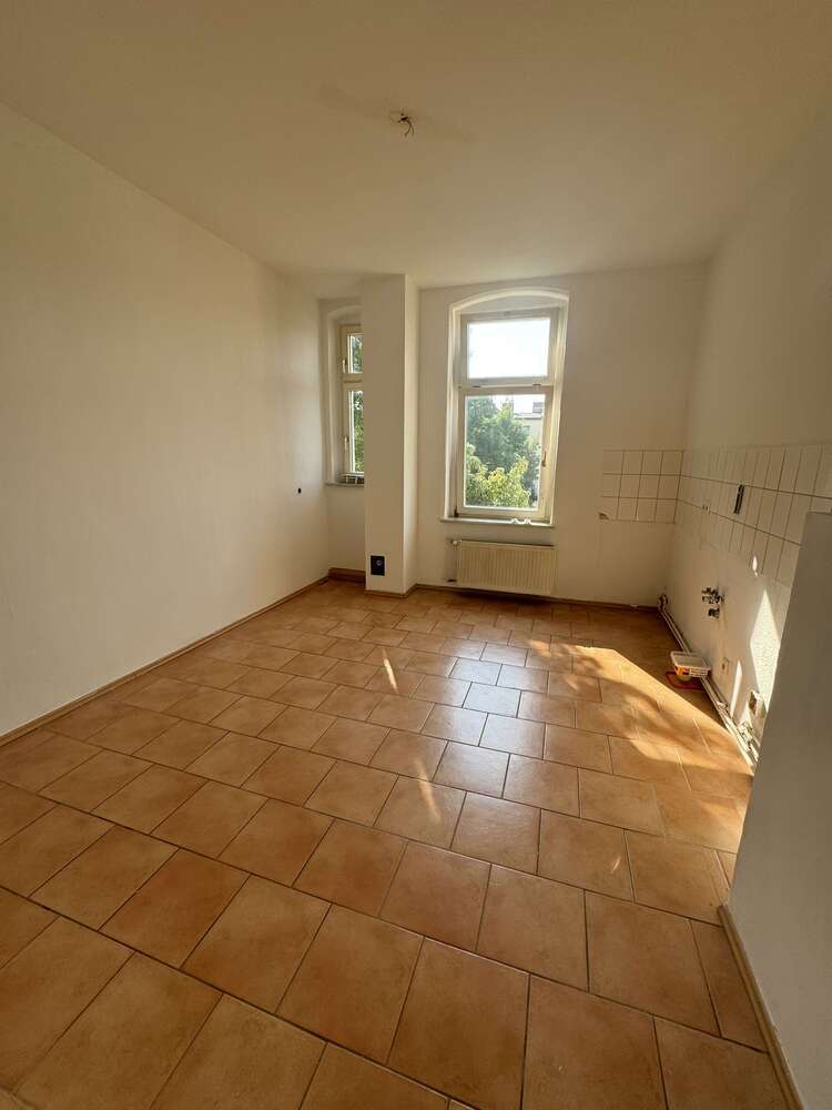 Wohnung zum Mieten in Magdeburg 465 € 81.85 m²