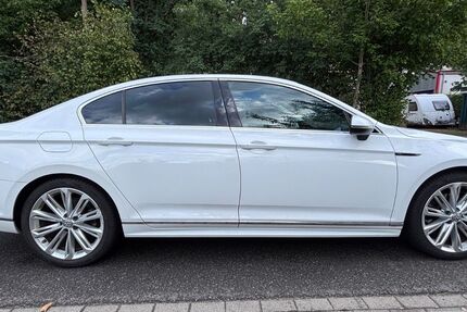VW Passat 77.925 km 22.790 &euro; Berlin 13357