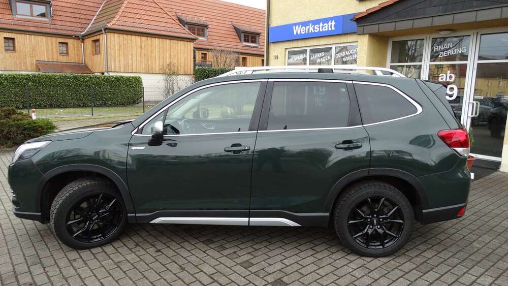 Subaru Forester 60.000 km 31.000 &euro; Dresden - an der A17 01237