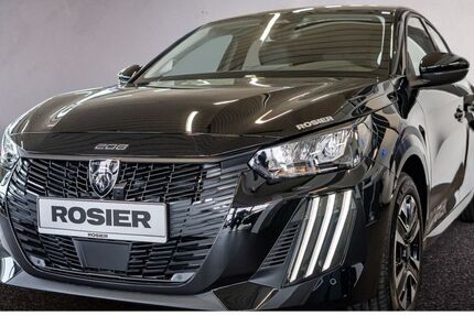 Peugeot e-208 4.900 km 37.778 € Menden 58706