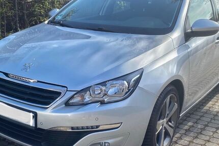Peugeot 308 137.093 km 8.300 &euro; Leipzig 04277