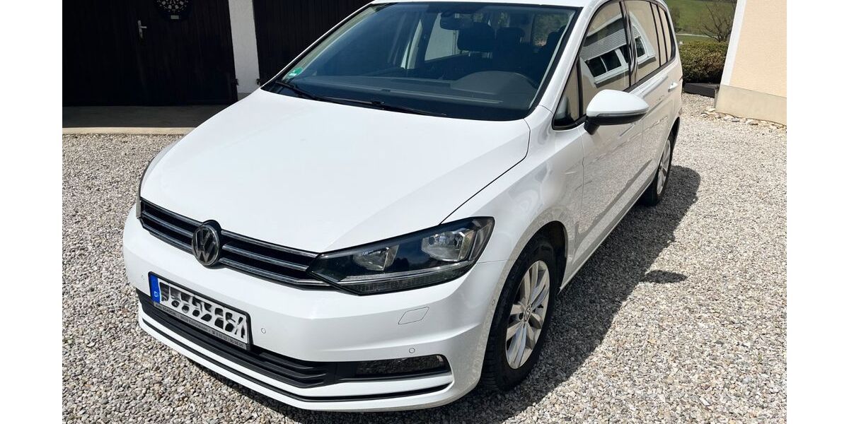VW Touran 129.000 km 18.300 &euro; Mauern 85419