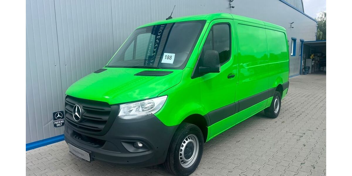 Mercedes-Benz Sprinter 143.410 km 20.799 &euro; Berlin 13055