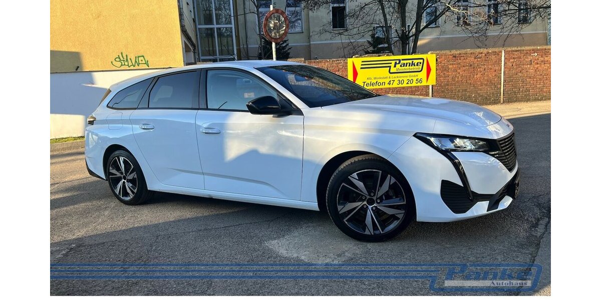 Peugeot 308 Allure EAT8*NAV*Carplay*LED*360°*Cockpit* 150.000 km 14.990 &euro; Berlin 13187