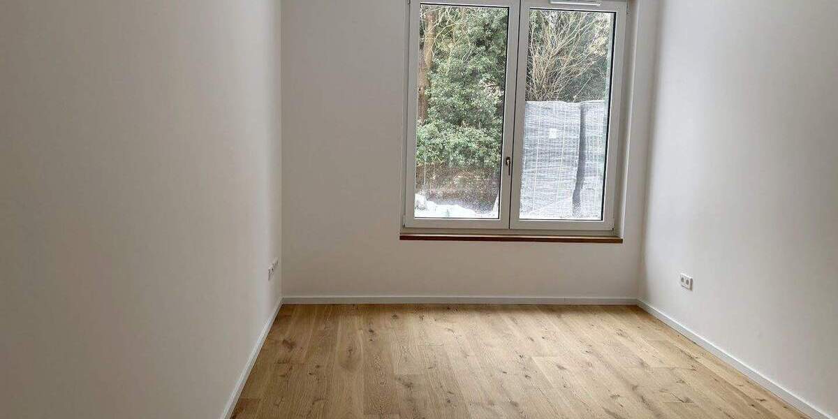 Etagenwohnung Hannover Döhren - 3 Zimmer, 100 m&sup2;, 1.450&euro; | Angebot:24594302