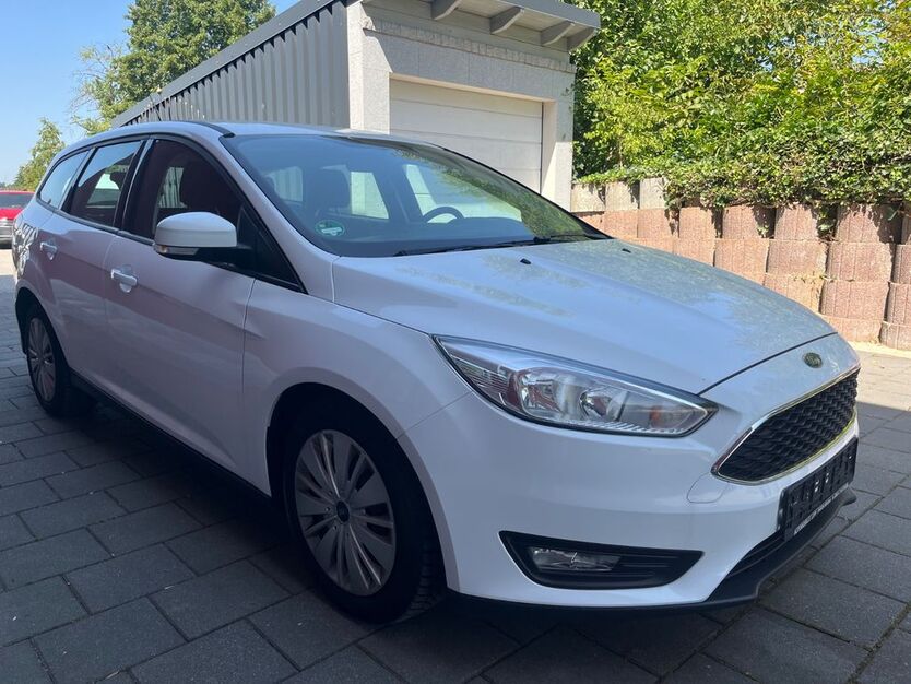 Ford Focus 192.500 km 7.600 € Metten 94526