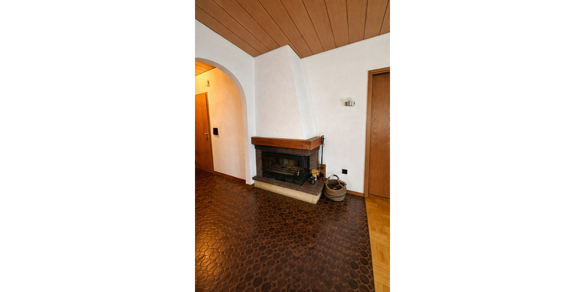 Mehrfamilienhaus, Wohnhaus Leinfelden-Echterdingen Echterdingen - 7 Zimmer, 179 m&sup2;, 695.000&euro; | Angebot:25970659