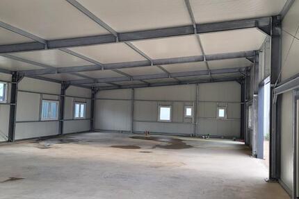 Halle zu Vermieten zimmer