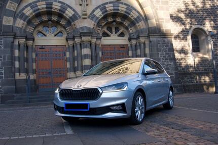 Skoda Fabia 110.283 km 15.000 € Berlin 10783