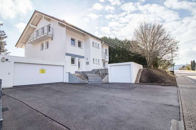 Haus zum Kaufen in Loßburg-Lombach 719.000 € 220 m²