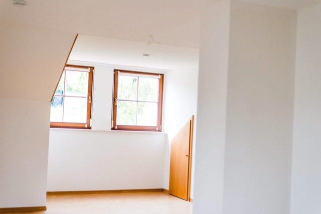 Dachgeschoßwohnung Pfarrkirchen - 3.5 Zimmer, 111 m&sup2;, 325.000&euro; | Angebot:27091399