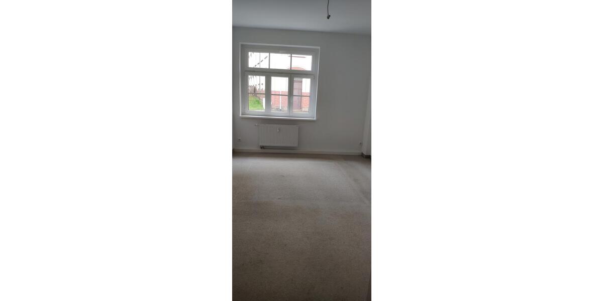 Erdgeschoßwohnung Werdau - 2 Zimmer, 59 m&sup2;, 353&euro; | Angebot:26006932
