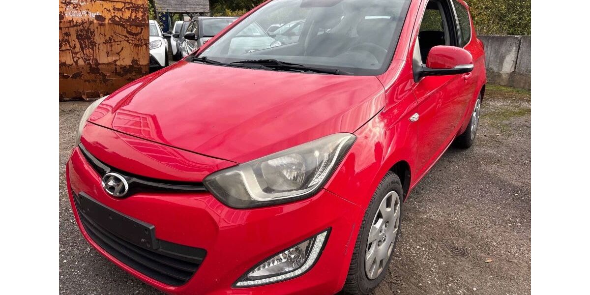 Hyundai i20 162.000 km 2.690 &euro; Chemnitz 09114