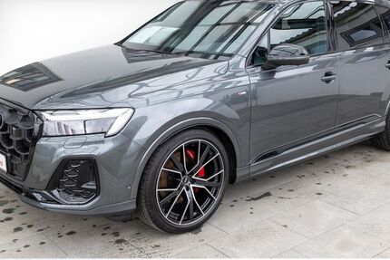 Audi Q7 12.271 km 77.880 &euro; Rosenheim 83022