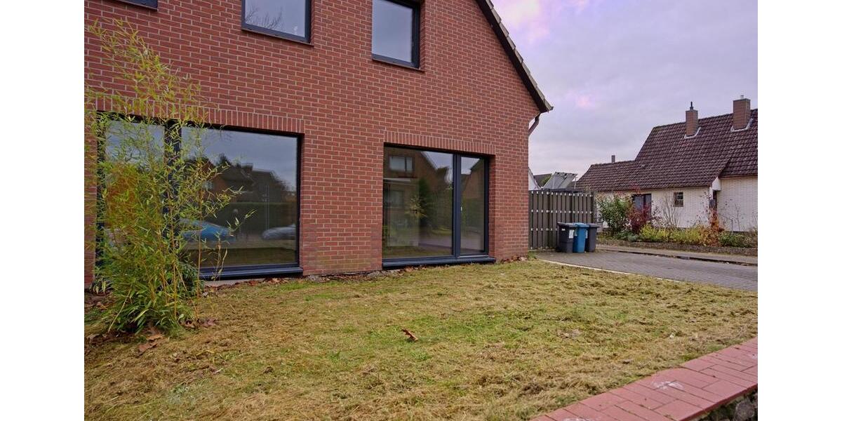 Trittau - Traumhafte sanierte 4 Zimmer EG Wohnung in Sackgassenlage zu vermieten 4 zimmer