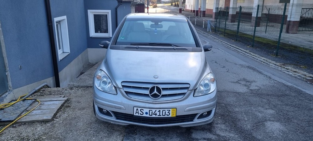 Mercedes-Benz B-Klasse 255.000 km 2.500 € Sulzbach-Rosenberg 92237