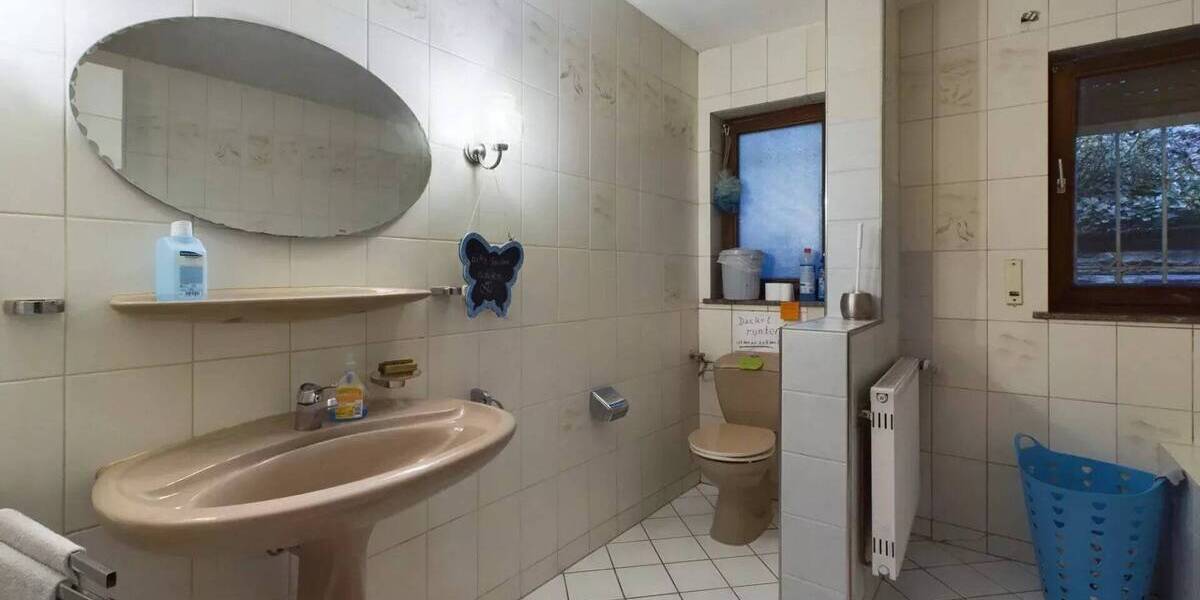 Einfamilienhaus Waxweiler - 9 Zimmer, 280 m&sup2;, 369.000&euro; | Angebot:26203615