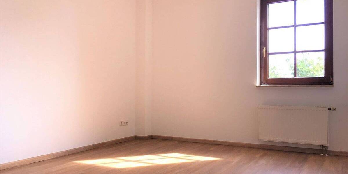 Etagenwohnung Mockrehna - 3 Zimmer, 86 m&sup2;, 550&euro; | Angebot:26487232