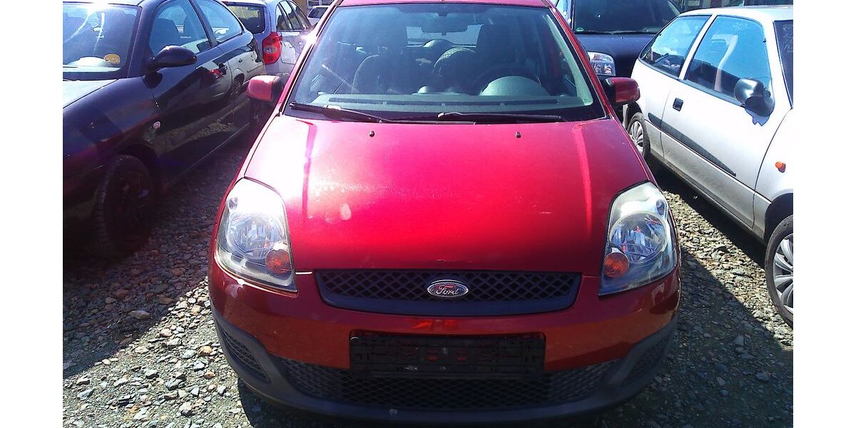Ford Fiesta 201.000 km 600 &euro; Plauen 08523
