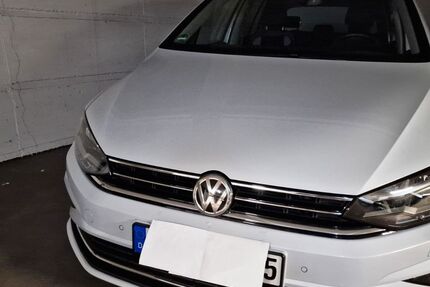 VW Golf Sportsvan 19.900 km 17.950 € Lübeck 23554