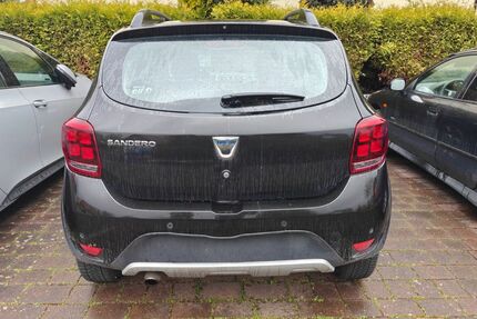 Dacia Sandero 104.235 km 7.399 &euro; Bodenfelde 37194