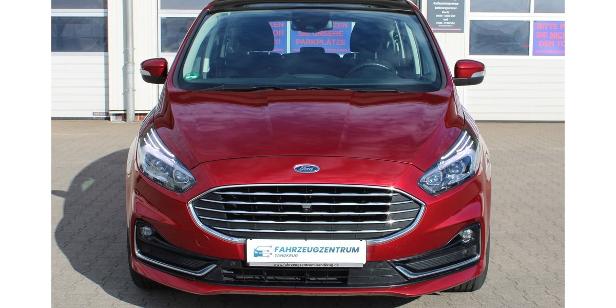 Ford S-MAX TITANIUM 1.HD/7SITZ/PANORA/AHK/360KAM/ACC 99.987 km 22.990 &euro; Hatten 26209