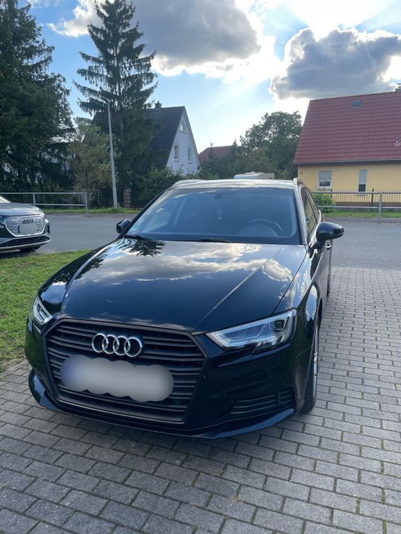 Audi A3 111.000 km 15.500 € Schönefeld 12529