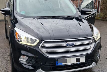 Ford Kuga 106.000 km 15.500 &euro; Schmölln 04626
