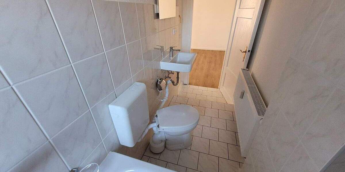 Etagenwohnung Heidenau Mügeln - 3 Zimmer, 96 m&sup2;, 812&euro; | Angebot:25668954