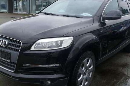 Audi Q7 370.464 km 3.990 &euro; Flensburg 24941
