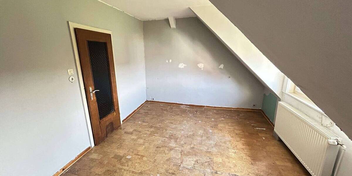 Reihenendhaus Diemelstadt-Wrexen Wrexen - 7 Zimmer, 159 m&sup2;, 125.000&euro; | Angebot:26257921