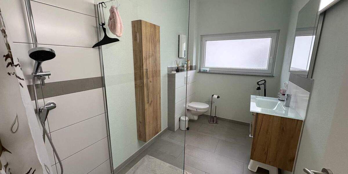 Etagenwohnung Merzig Menningen - 4 Zimmer, 118 m&sup2;, 249.000&euro; | Angebot:25798635