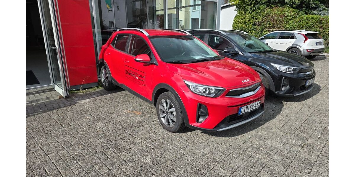Kia Stonic 2.299 km 18.990 &euro; Arnsberg-Neheim 59755