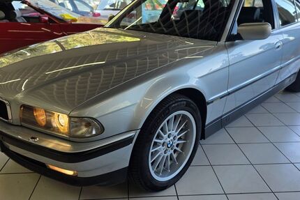 BMW 740 279.400 km 5.950 &euro; Bad Berneck im Fichtelgebirge 95460