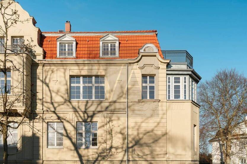 Erstklassige Gewerbeflächen im Grunewald - Elegantes Büro mit privaten Eingängen und Terrassen