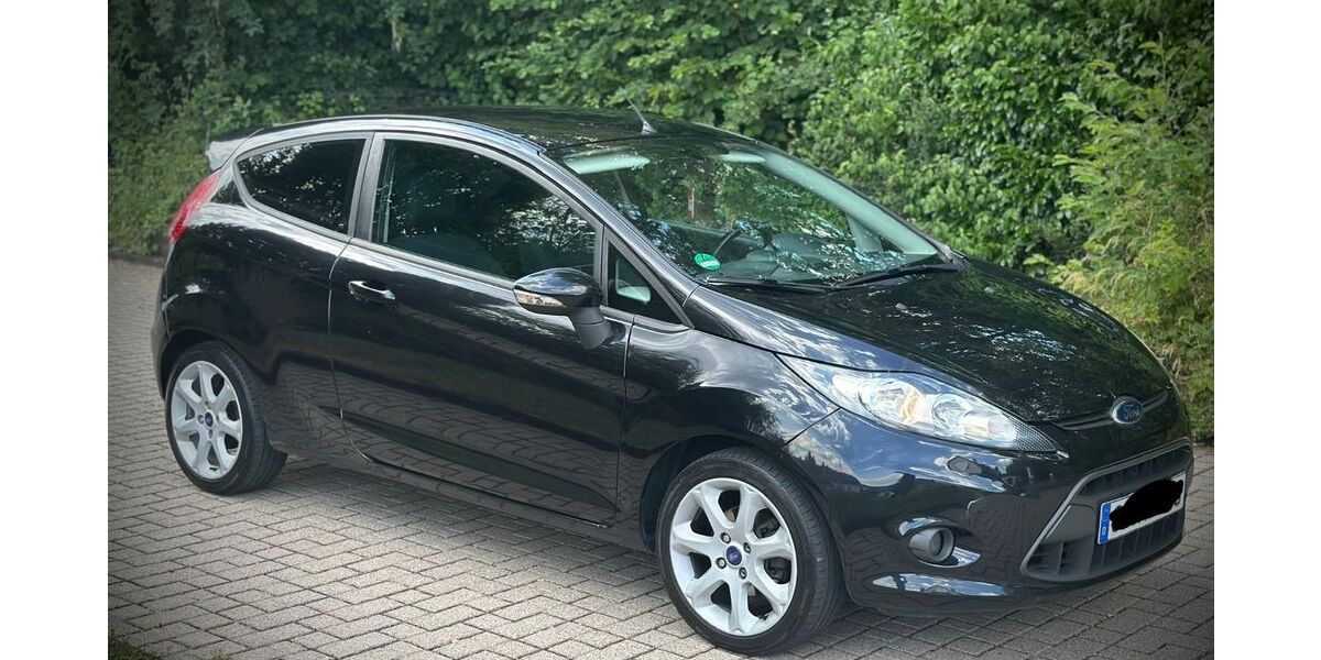 Ford Fiesta 204.000 km 1.299 &euro; Hilchenbach 57271