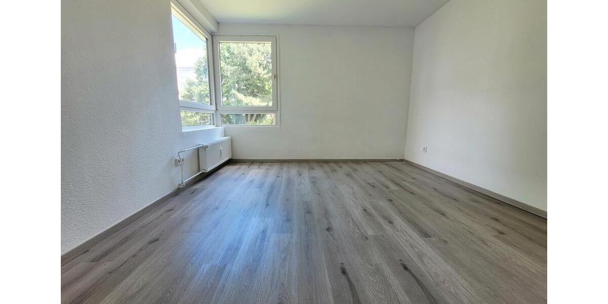 Erdgeschoßwohnung Essen Stadtbezirk VII - 5 Zimmer, 88 m&sup2;, 709&euro; | Angebot:25333063