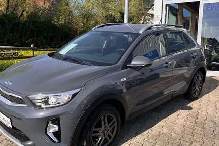 Kia Stonic 28.657 km 15.800 € Brunn 93164