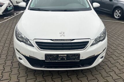 Peugeot 308 146.963 km 6.990 € München OT Trudering-Riem 81825