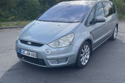 Ford S-Max 231.002 km 3.999 &euro; Büchel 56823